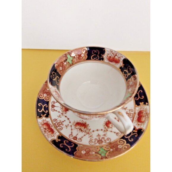 Antique Royal Albert Crown China Imari-style cup and saucer, 1920's - Picture 9 of 14